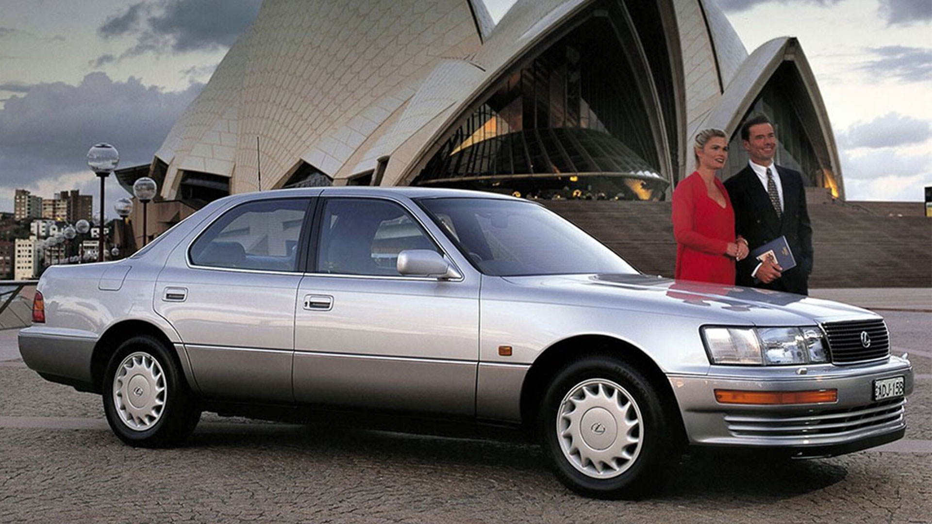 The original Lexus LS 400 in front of the Sydney Opera House