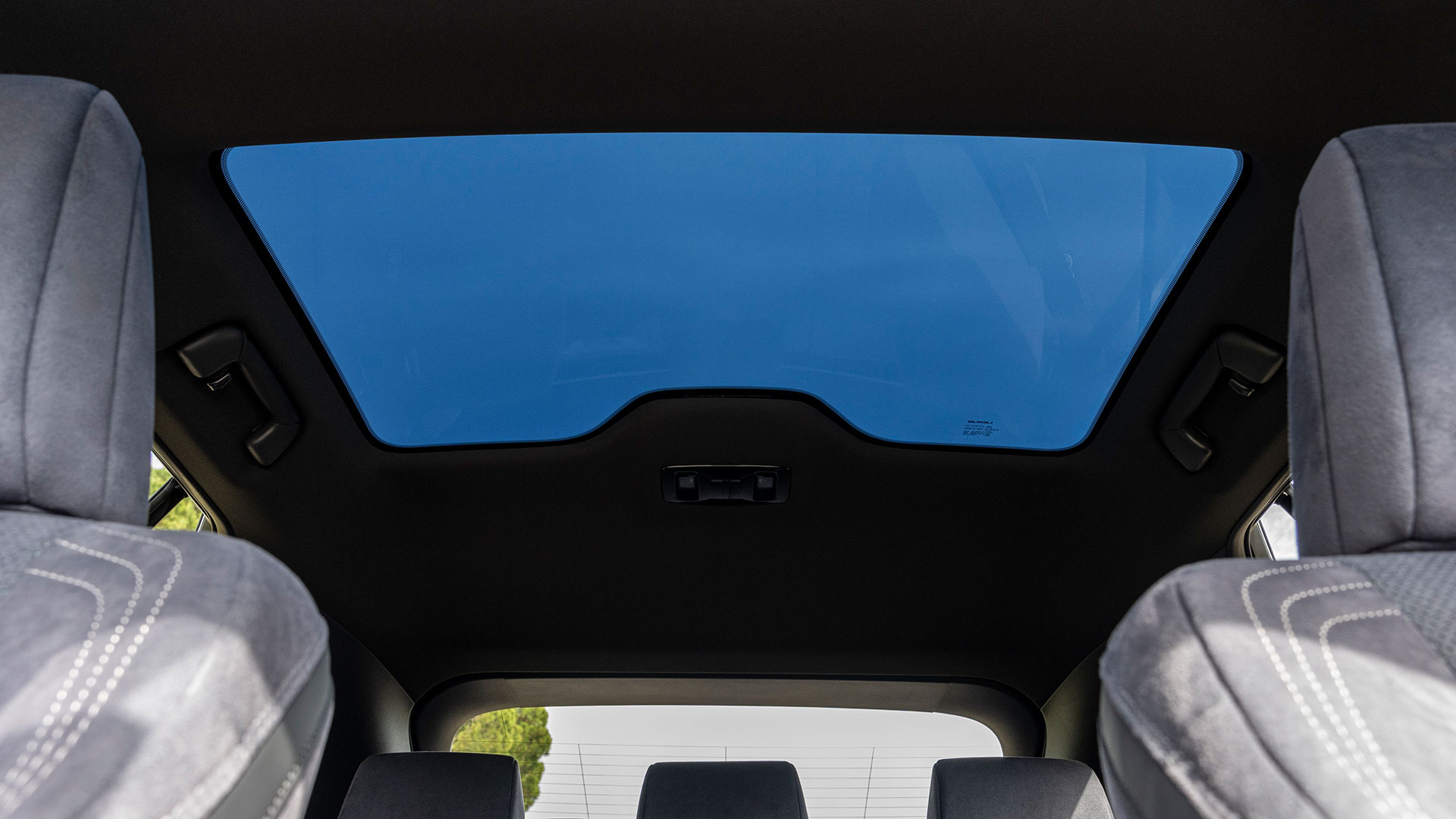 The panoramic roof made from a new dark blue glass