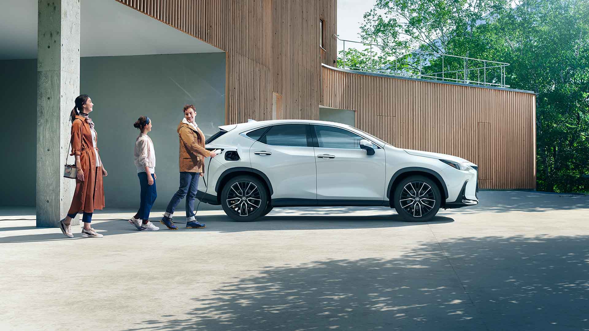 Lexus NX 450h+. Overseas model shown.