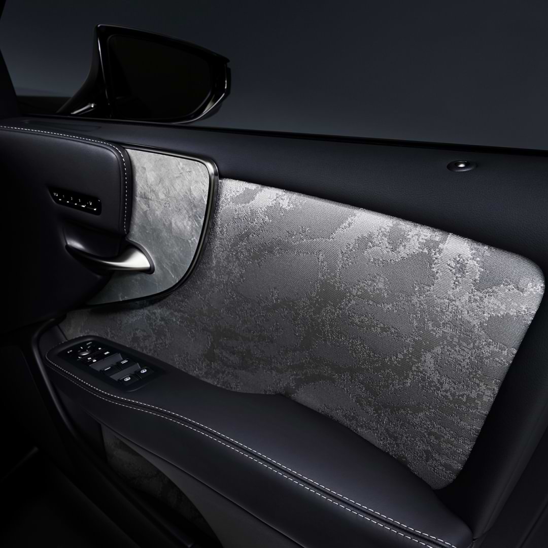 Lexus LS Nishijin Ori ornamentation