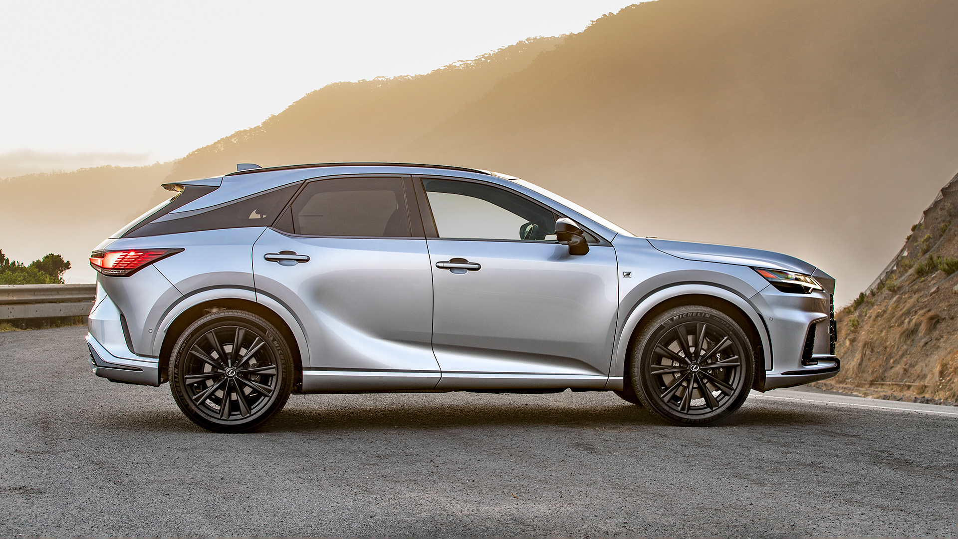 2023 Lexus RX 500h F Sport Performance