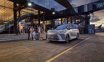 Lexus LM